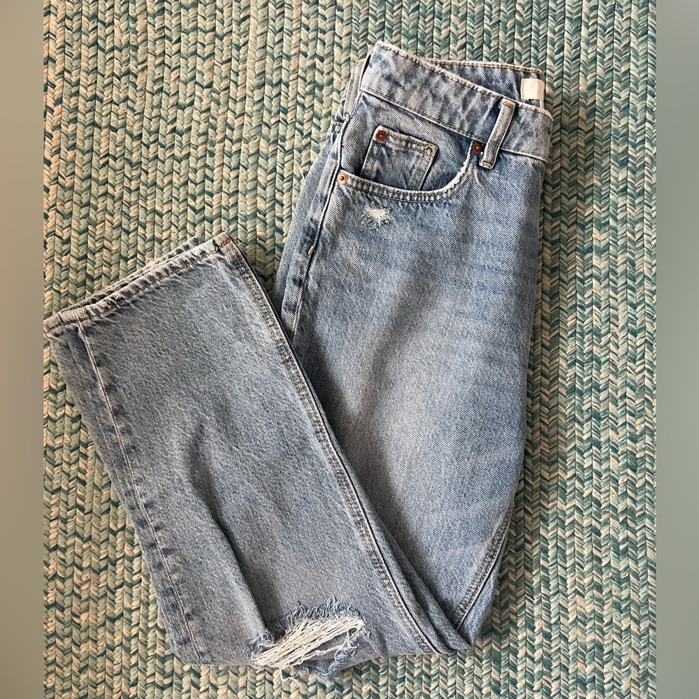 H&M Straight Leg Light Wash Jeans